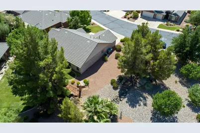 1730 W Stonebridge Dr #25, Saint George, UT 84770 - Photo 10