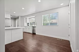 1938 E 7130 S, Cottonwood Heights, UT 84121 - Photo 32