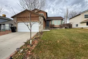6022 S Park Wood Dr W, Kearns, UT 84118 - Photo 1