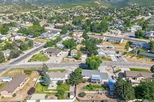 300 E Magellan Ln, Elk Ridge, UT 84651 - Photo 14