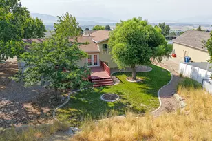 300 E Magellan Ln, Elk Ridge, UT 84651 - Photo 10