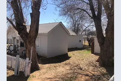 331 W 300 N, Blanding, UT 84511 - Photo 2