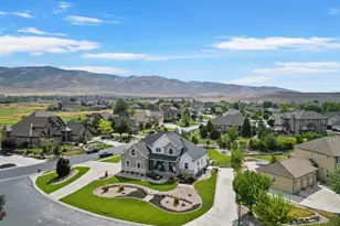 1759 S Amanda Ln, Saratoga Springs, UT 84045 - Photo 4