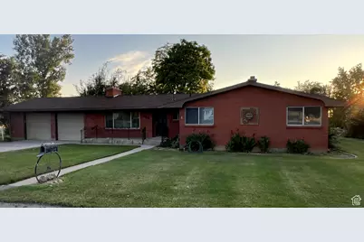 220 S 200 E, Fillmore, UT 84631 - Photo 1