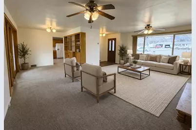 220 S 200 E, Fillmore, UT 84631 - Photo 6
