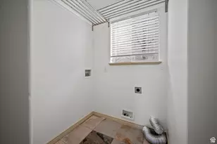 1952 E Meadow Downs Way, Cottonwood Heights, UT 84121 - Photo 10