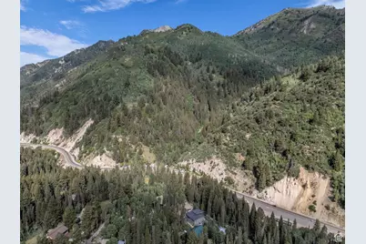 9281 E Fox Haven Ln, Brighton, UT 84121 - Photo 20