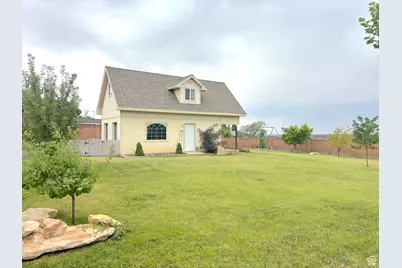 617 W Center St, Blanding, UT 84511 - Photo 74