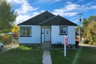 25 W 400 S, Tremonton, UT 84337 - Photo 2