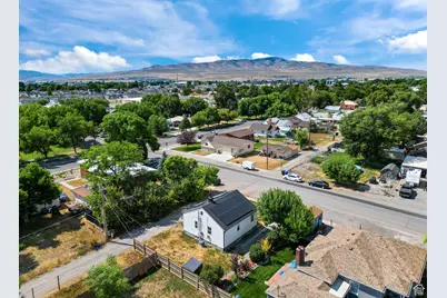 25 W 400 S, Tremonton, UT 84337 - Photo 38