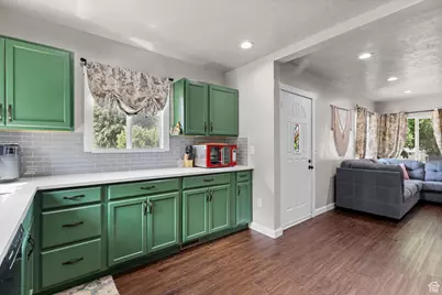 25 W 400 S, Tremonton, UT 84337 - Photo 14