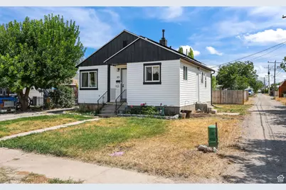 25 W 400 S, Tremonton, UT 84337 - Photo 4