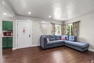 25 W 400 S, Tremonton, UT 84337 - Photo 8