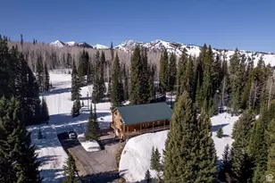 7102 S Steller Jay Way, Brighton, UT 84121 - Photo 2