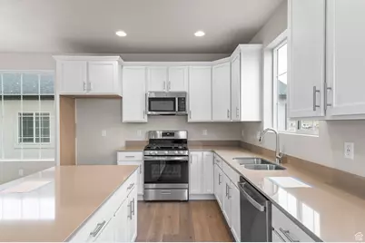 8848 S Veiled Peak Rd, West Jordan, UT 84081 - Photo 8