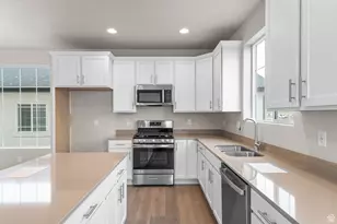 8848 S Veiled Peak Rd, West Jordan, UT 84081 - Photo 8