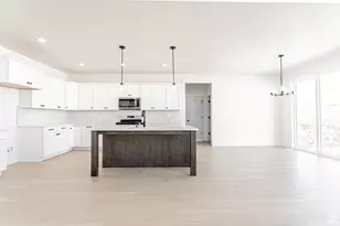 933 N Banner Dr, Saratoga Springs, UT 84045 - Photo 8