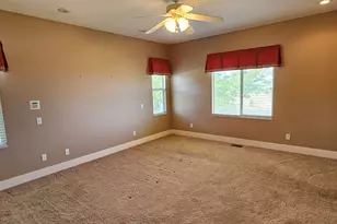 2226 S Maverick Rd, Saratoga Springs, UT 84045 - Photo 14