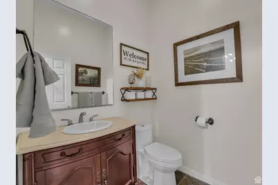 135 E 200 N, Kanosh, UT 84637 - Photo 24