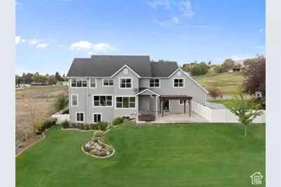 520 E 100 S, Hyde Park, UT 84318 - Photo 56