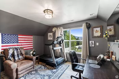 520 E 100 S, Hyde Park, UT 84318 - Photo 34