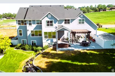 520 E 100 S, Hyde Park, UT 84318 - Photo 50