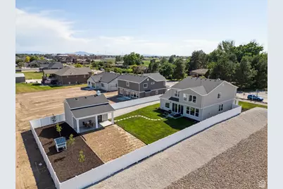 1722 S 4300 St W #103, West Weber, UT 84401 - Photo 2