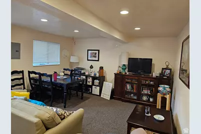 2079 E Creek Rd S, Cottonwood Heights, UT 84093 - Photo 34