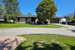2079 E Creek Rd S, Cottonwood Heights, UT 84093 - Photo 1