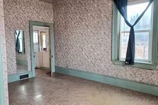 310 S Main St, Orangeville, UT 84537 - Photo 10