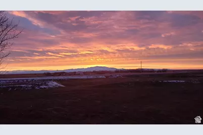 1494 S Mica Ln, Layton, UT 84041 - Photo 46