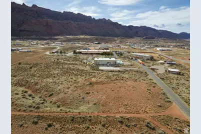 2284 Resource Blvd N #Q, Moab, UT 84532 - Photo 2