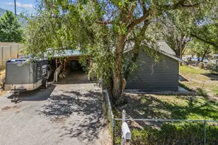 2553 E 6550 S, Uintah, UT 84405 - Photo 2