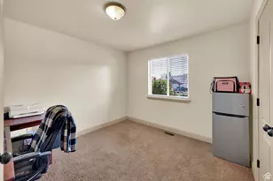 4609 E Silver Creek Way, Eagle Mountain, UT 84005 - Photo 6