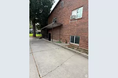 54 W 250 N, Clearfield, UT 84015 - Photo 4