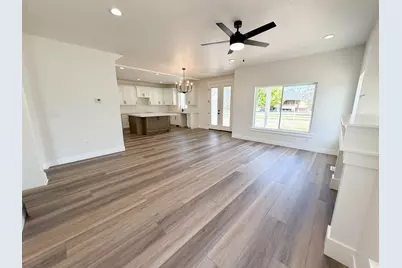 554 W Cottle Ln, Farmington, UT 84025 - Photo 10