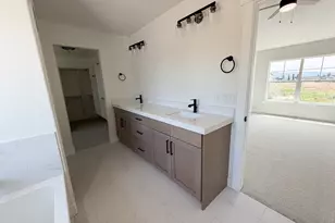 554 W Cottle Ln, Farmington, UT 84025 - Photo 60