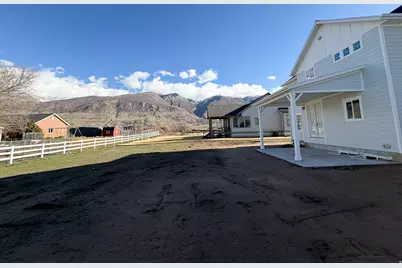 554 W Cottle Ln, Farmington, UT 84025 - Photo 14