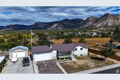 607 E Geneva, East Carbon, UT 84520 - Photo 22