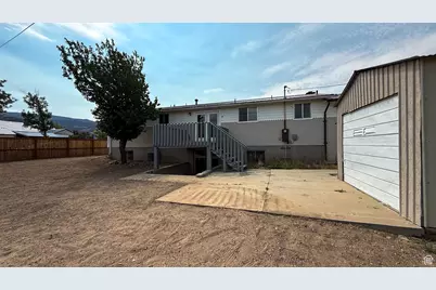 607 E Geneva, East Carbon, UT 84520 - Photo 18