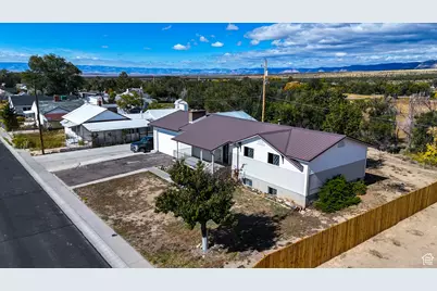 607 E Geneva, East Carbon, UT 84520 - Photo 22