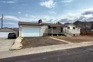 607 E Geneva, East Carbon, UT 84520 - Photo 1