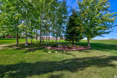 2565 S Country Club Dr, Garden City, UT 84028 - Photo 38