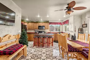 2565 S Country Club Dr, Garden City, UT 84028 - Photo 12