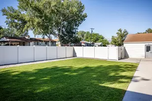 307 N 200 W, Tooele, UT 84074 - Photo 40