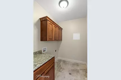 3288 W 2490 S, Hurricane, UT 84737 - Photo 10
