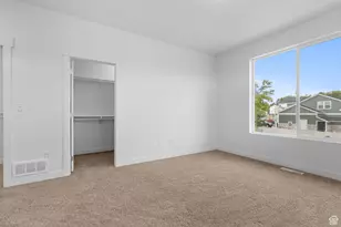 5491 W Fade Ct S, West Valley, UT 84120 - Photo 12