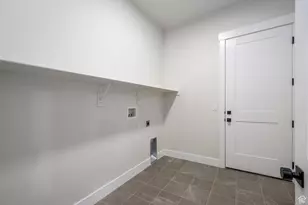 5493 W Evans Ct, West Valley, UT 84120 - Photo 12