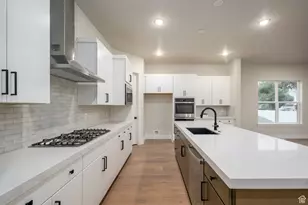 5493 W Evans Ct, West Valley, UT 84120 - Photo 6