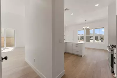 632 W Emerald Point Dr, Saint George, UT 84790 - Photo 8